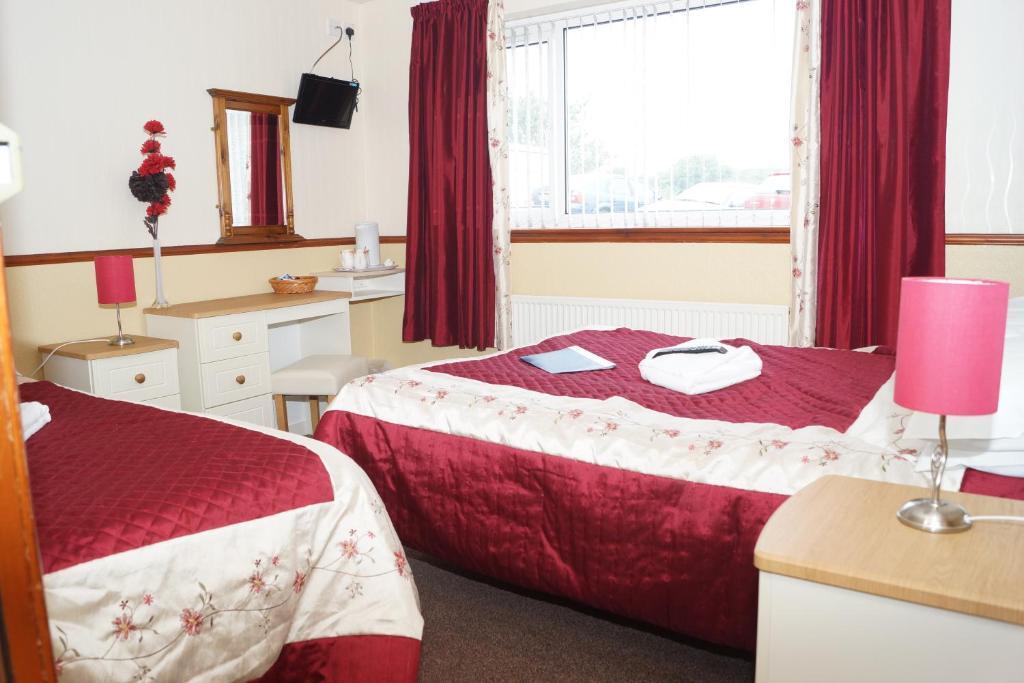Boathouse Hotel Holyhead Room photo